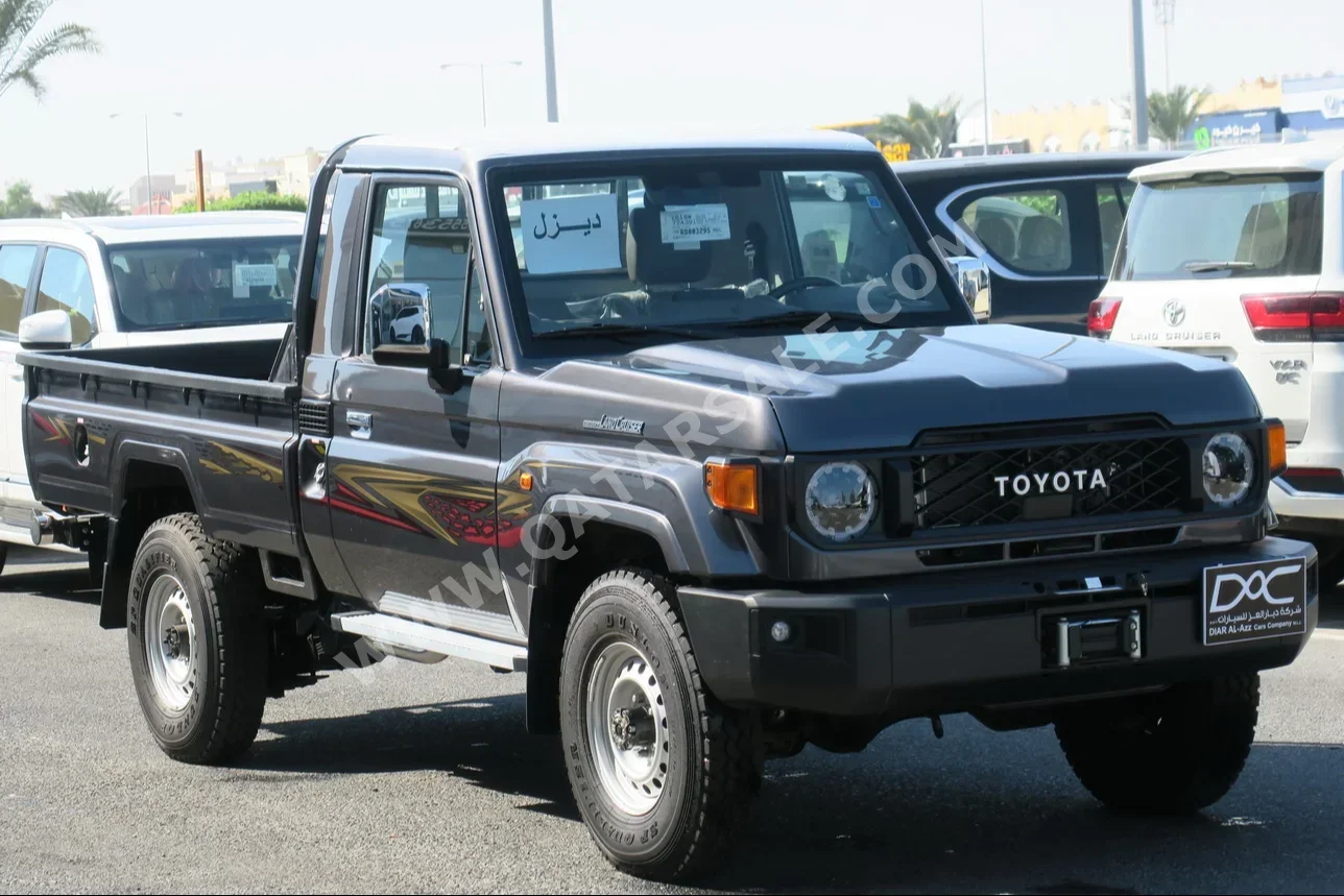 Toyota  Land Cruiser  LX  2024  Automatic  0 Km  4 Cylinder  Four Wheel Drive (4WD)  Pick Up  Black  With Warranty