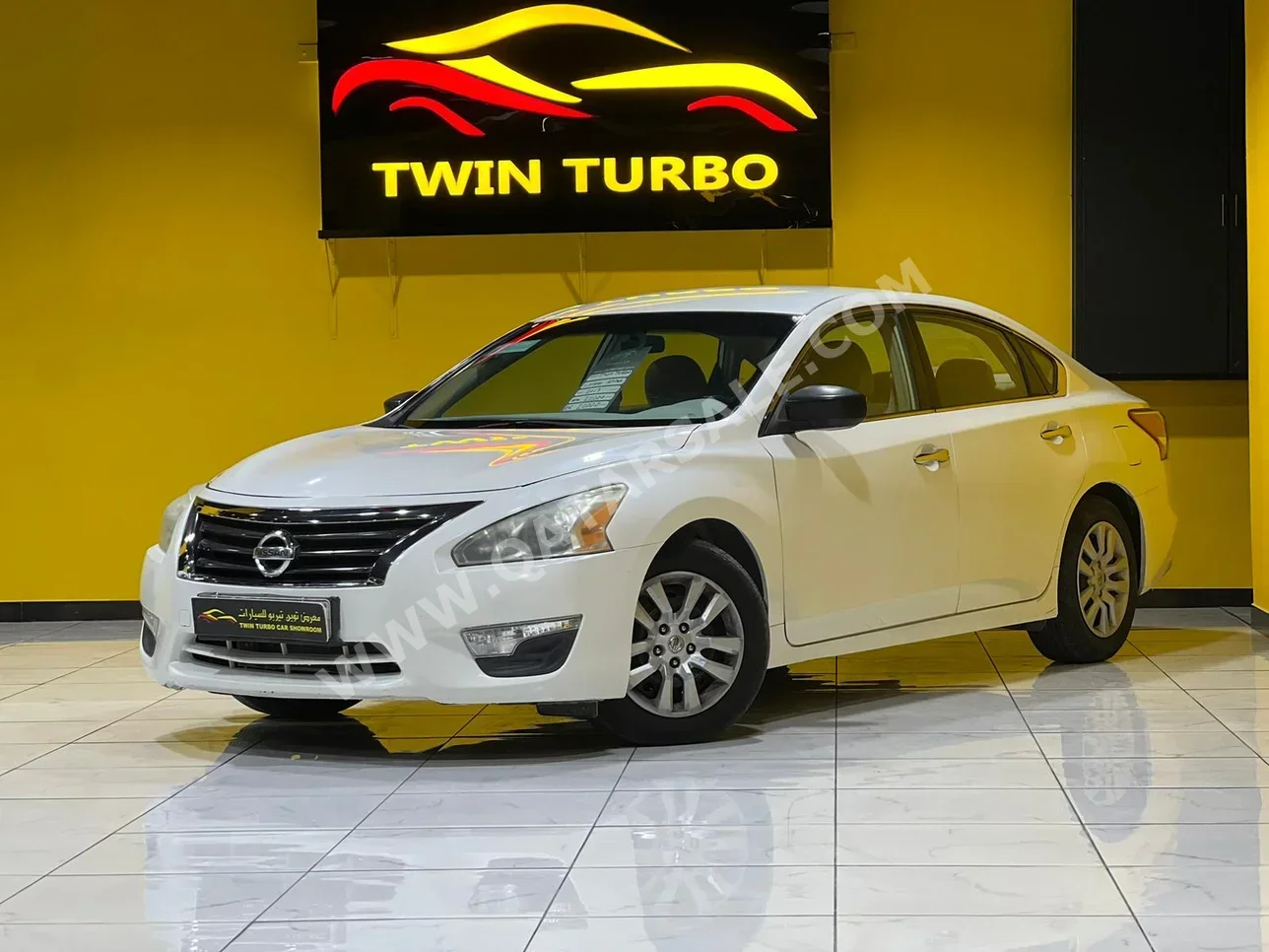 Nissan  Altima  2.5 S  2013  Automatic  211,000 Km  4 Cylinder  Front Wheel Drive (FWD)  Sedan  White