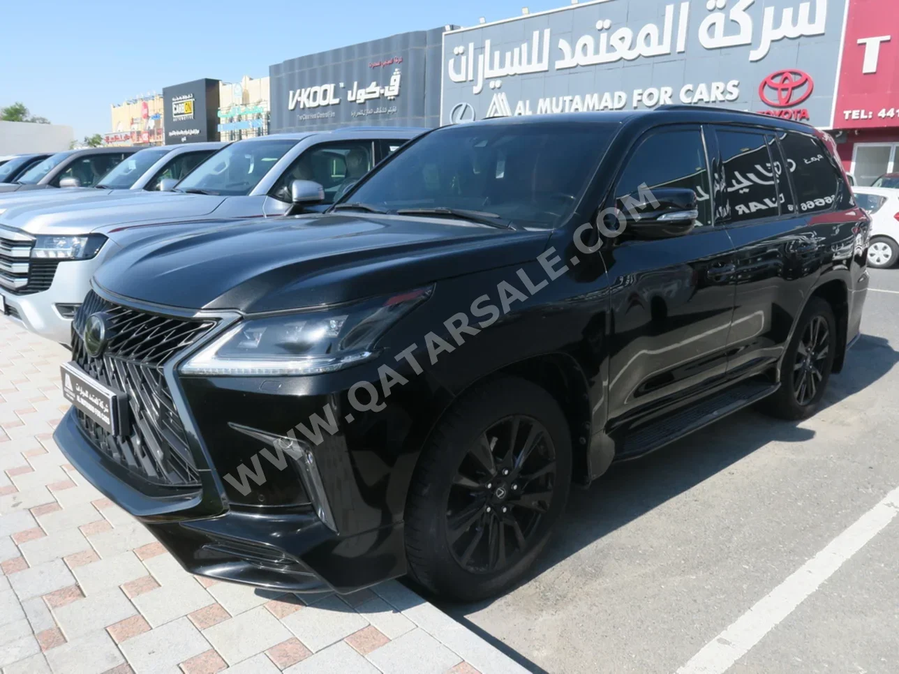 Lexus  LX  570 S Black Edition  2019  Automatic  105,000 Km  8 Cylinder  Four Wheel Drive (4WD)  SUV  Black