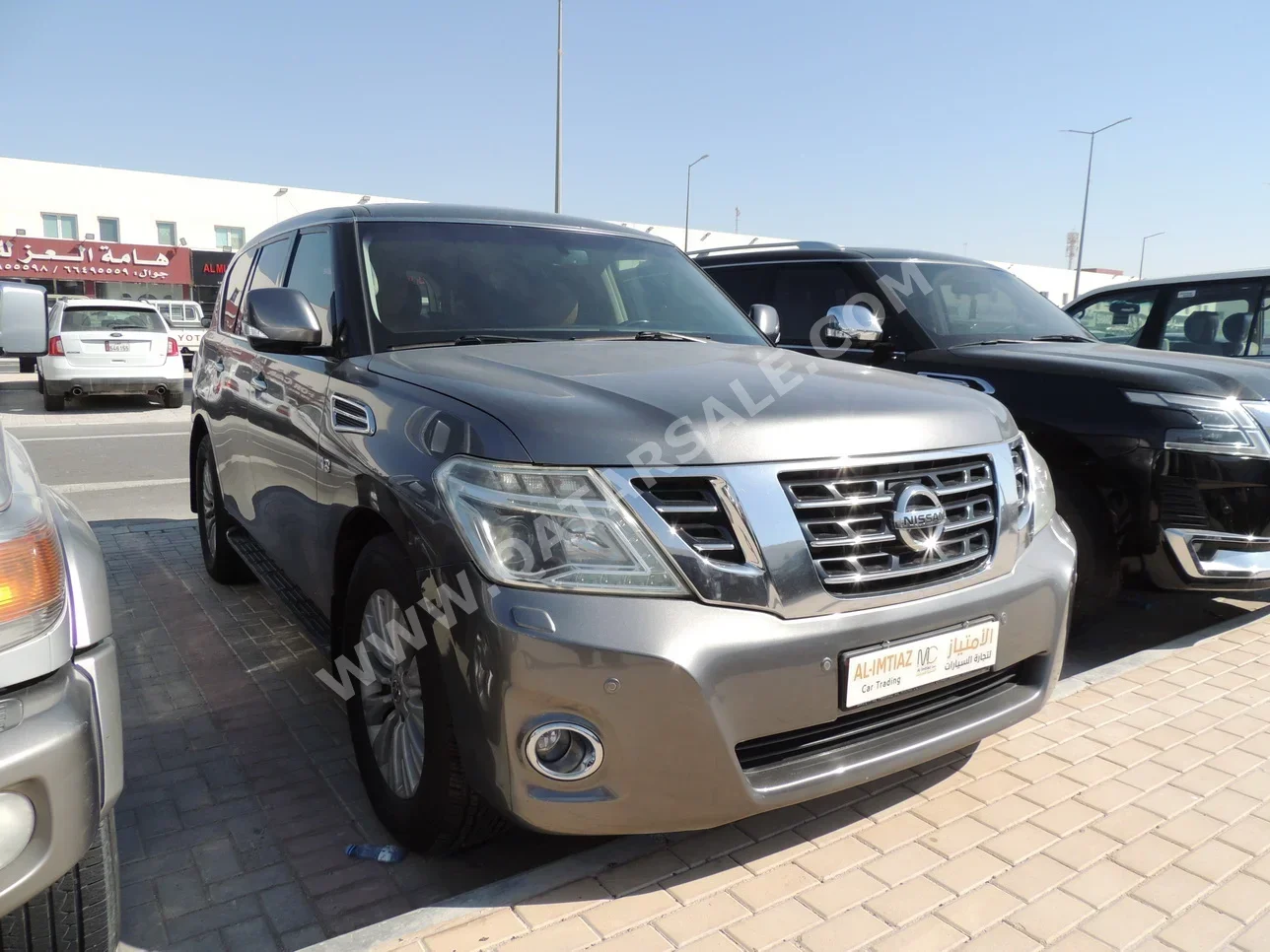 Nissan  Patrol  Titanium  2017  Automatic  203,000 Km  8 Cylinder  Four Wheel Drive (4WD)  SUV  Silver