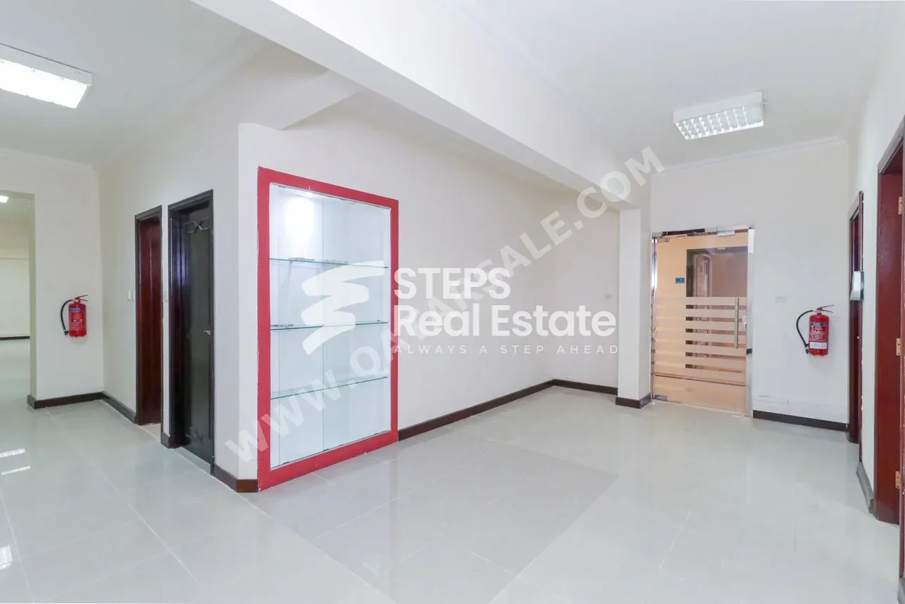 Commercial Offices - Not Furnished  - Doha  - Al Hilal