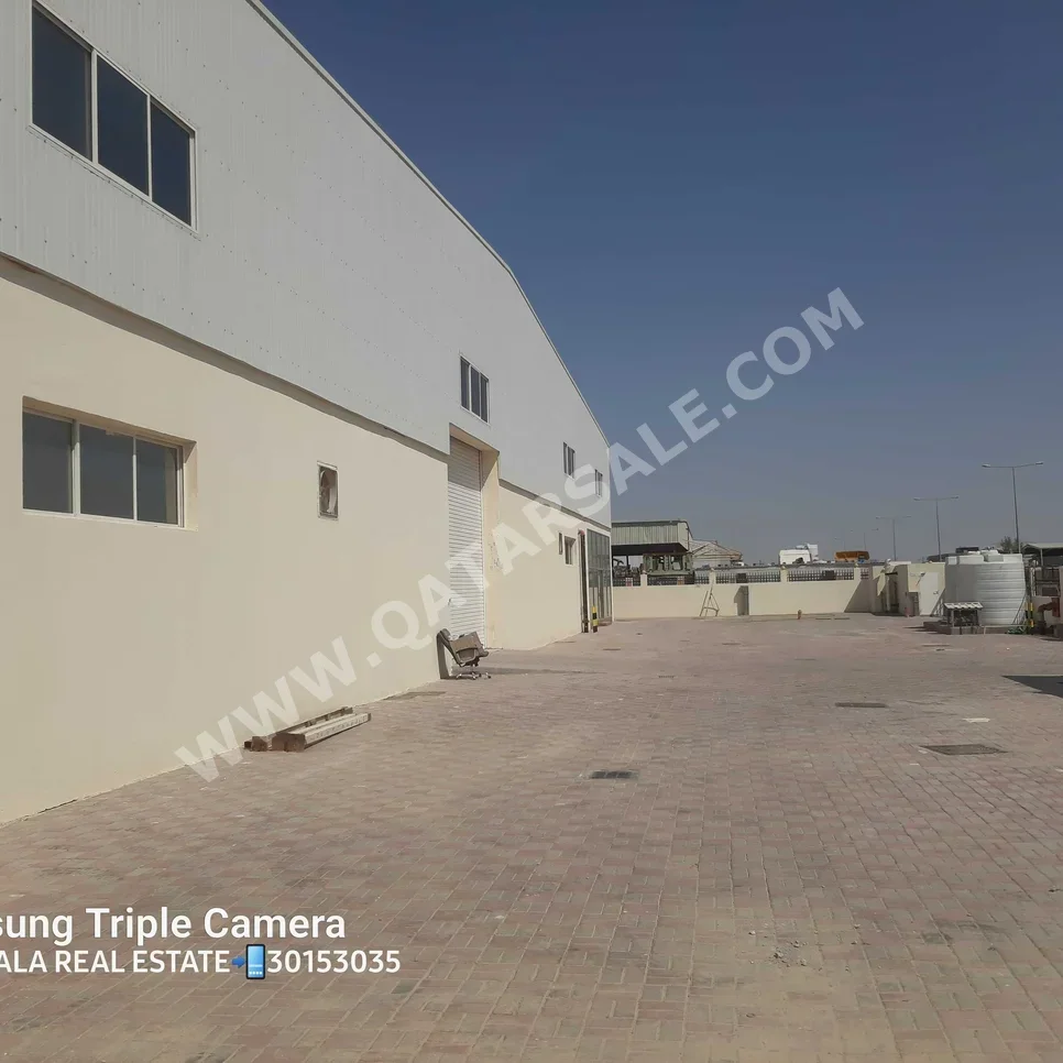 Warehouses & Stores - Al Rayyan  - Industrial Area  -Area Size: 3600 Square Meter