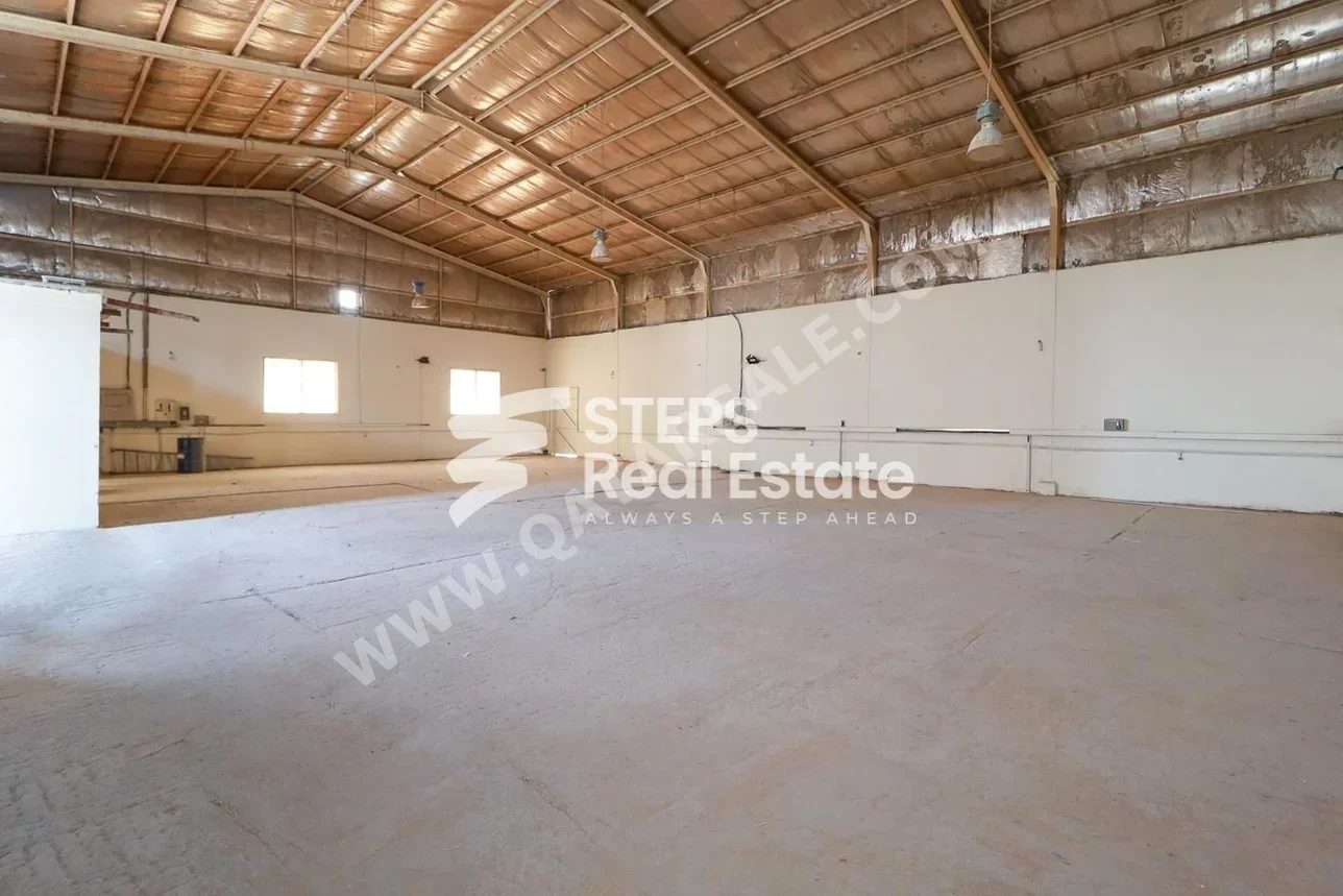 Warehouses & Stores - Al Rayyan  - Industrial Area  -Area Size: 500 Square Meter