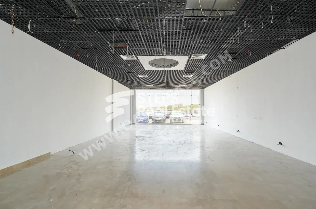 Commercial Shops - Not Furnished  - Doha  - Fereej Al Nasr