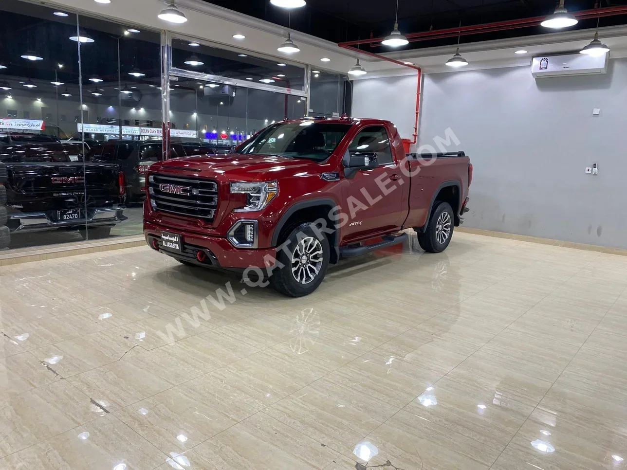 GMC  Sierra  AT4  2019  Automatic  118,000 Km  8 Cylinder  Four Wheel Drive (4WD)  Pick Up  Maroon