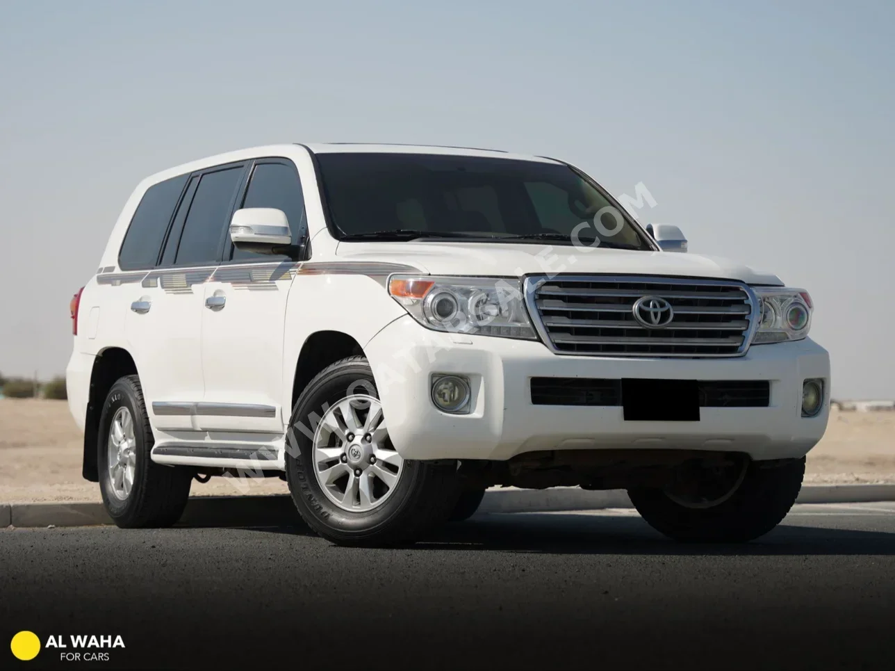 Toyota  Land Cruiser  GXR  2012  Automatic  280,000 Km  8 Cylinder  Four Wheel Drive (4WD)  SUV  White