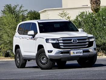 Toyota  Land Cruiser  GXR Twin Turbo  2022  Automatic  113,000 Km  6 Cylinder  Four Wheel Drive (4WD)  SUV  White