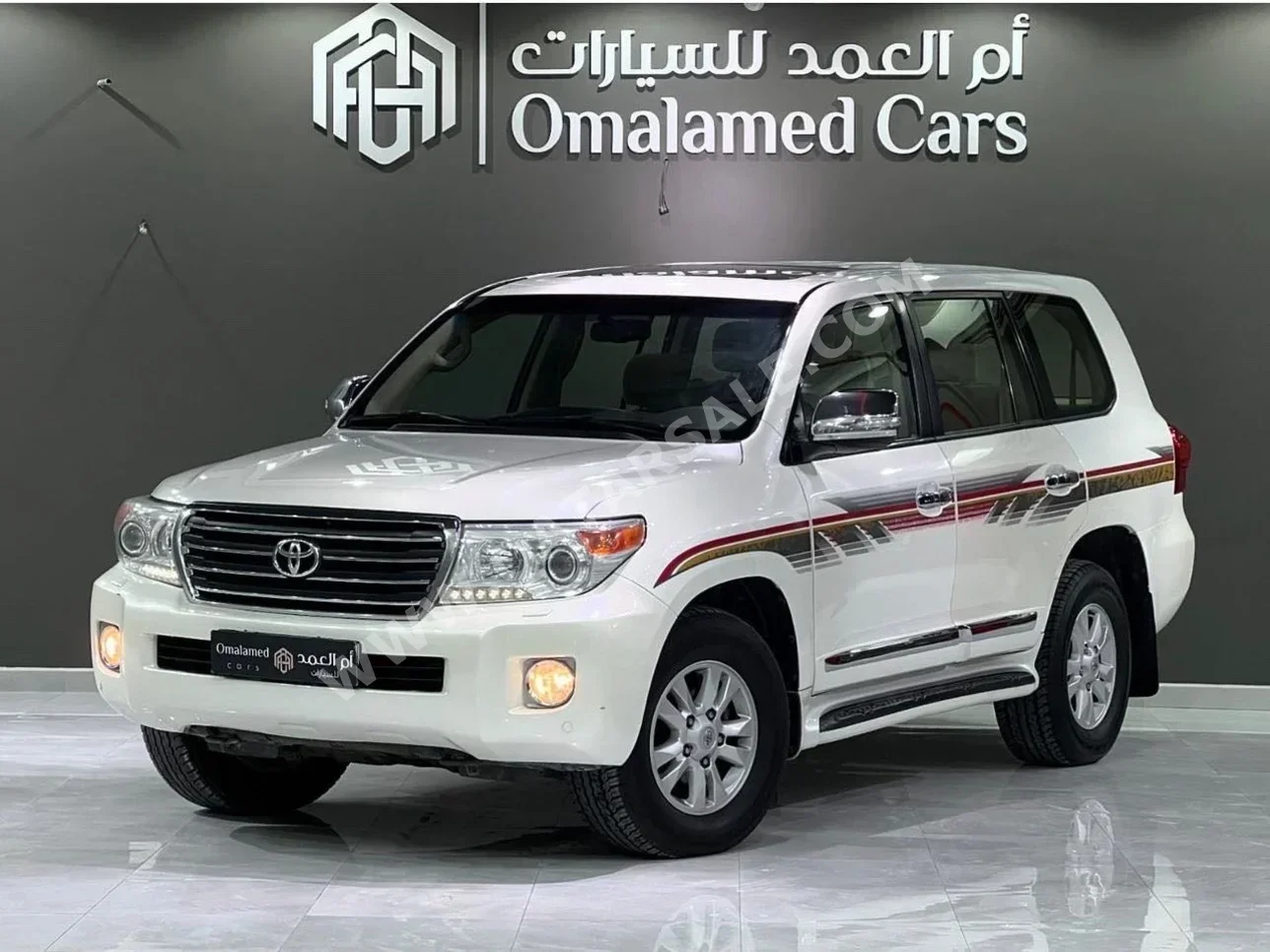 Toyota  Land Cruiser  GXR  2013  Automatic  412,000 Km  6 Cylinder  Four Wheel Drive (4WD)  SUV  White