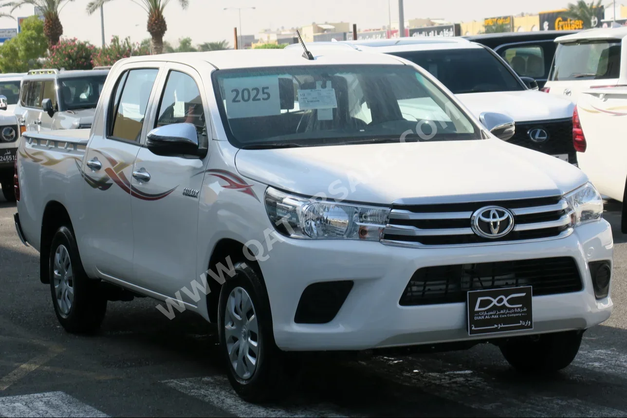 Toyota  Hilux  2025  Manual  0 Km  4 Cylinder  Four Wheel Drive (4WD)  Pick Up  White  With Warranty