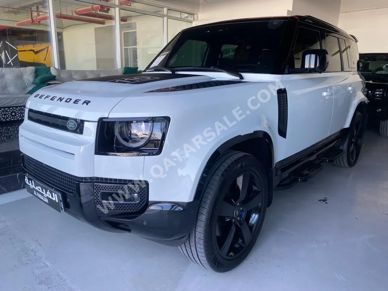 Land Rover  Defender  110  2024  Automatic  9,000 Km  6 Cylinder  Four Wheel Drive (4WD)  SUV  White  With Warranty