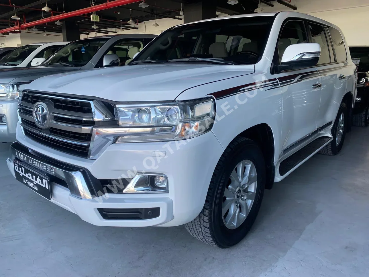 Toyota  Land Cruiser  GXR  2020  Automatic  121,000 Km  8 Cylinder  Four Wheel Drive (4WD)  SUV  White