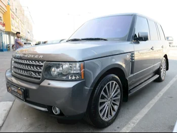 Land Rover  Range Rover  Vogue Super charged  2011  Automatic  43,000 Km  8 Cylinder  Four Wheel Drive (4WD)  SUV  Gray