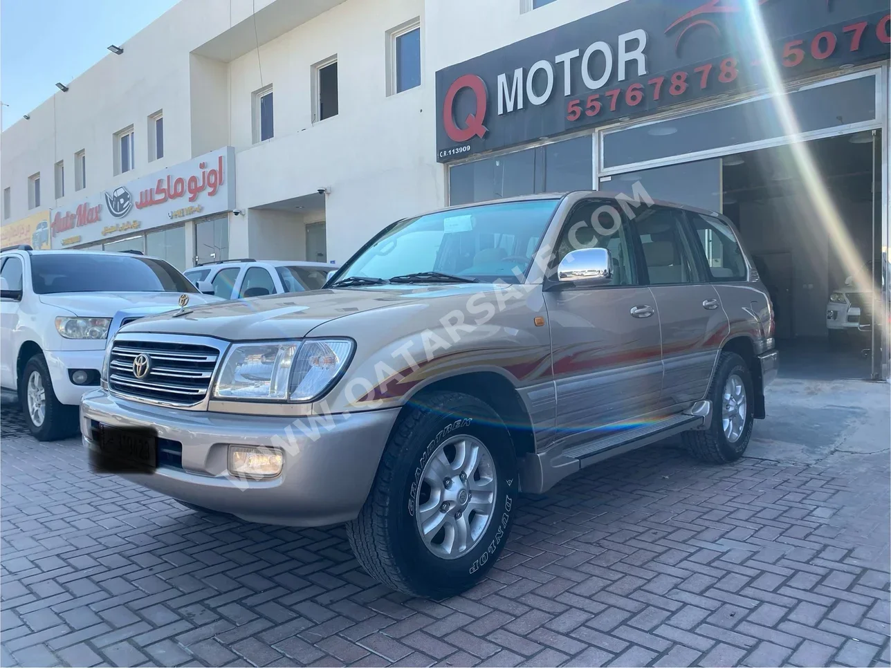 Toyota  Land Cruiser  GXR  2005  Manual  55,000 Km  6 Cylinder  Four Wheel Drive (4WD)  SUV  Gold