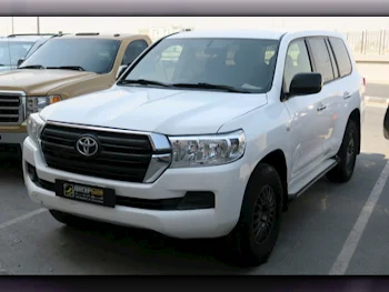 Toyota  Land Cruiser  G  2012  Manual  248,000 Km  6 Cylinder  Four Wheel Drive (4WD)  SUV  White