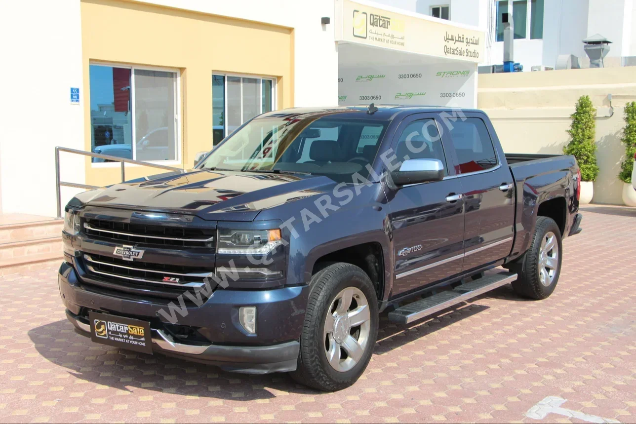 Chevrolet  Silverado  LTZ  2018  Automatic  144,000 Km  8 Cylinder  Four Wheel Drive (4WD)  Pick Up  Dark Blue