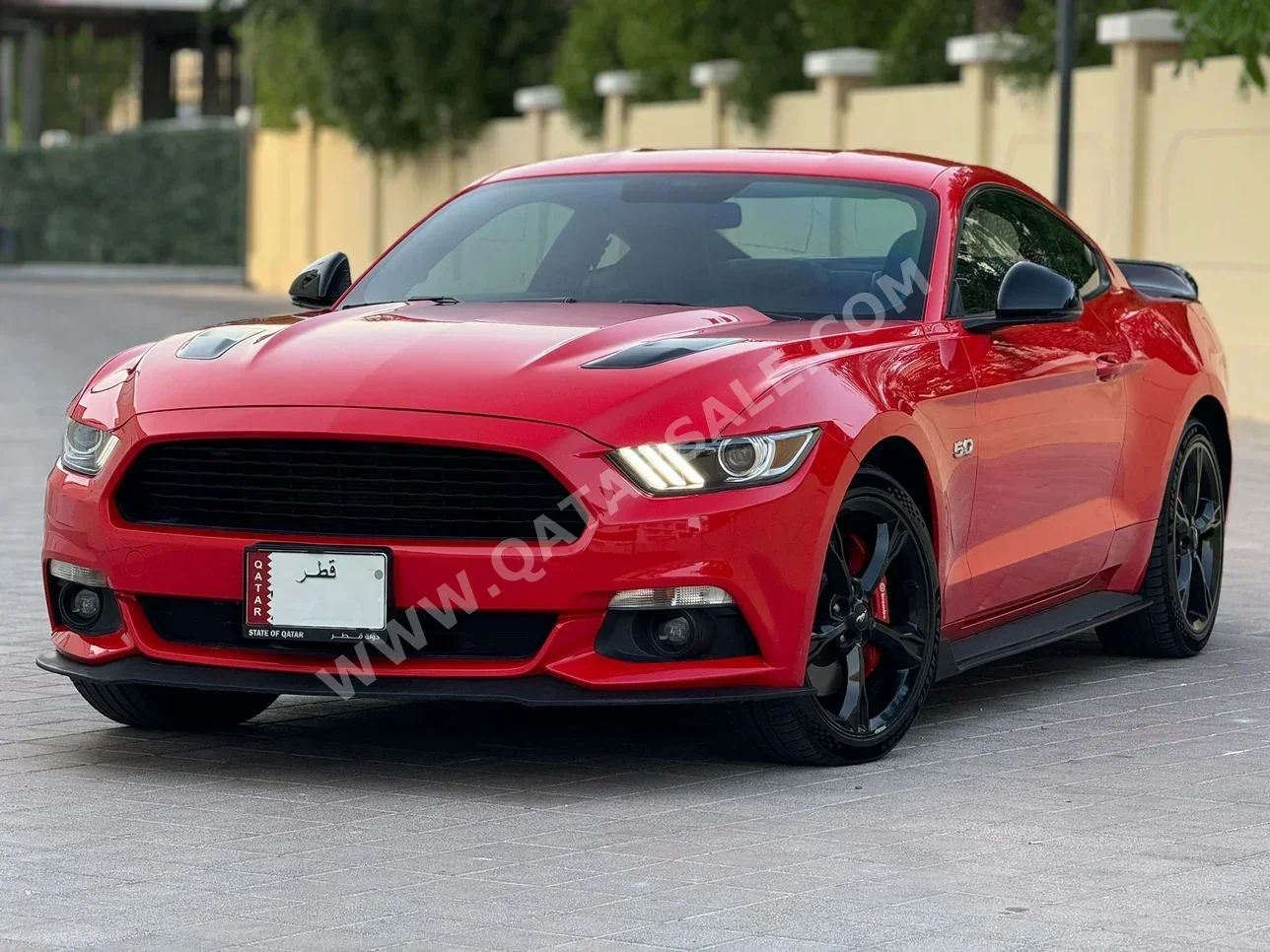 Ford  Mustang  GT  2017  Automatic  107,000 Km  8 Cylinder  Rear Wheel Drive (RWD)  Coupe / Sport  Red