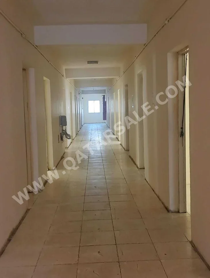 Labour Camp Al Rayyan  Industrial Area  22 Bedrooms