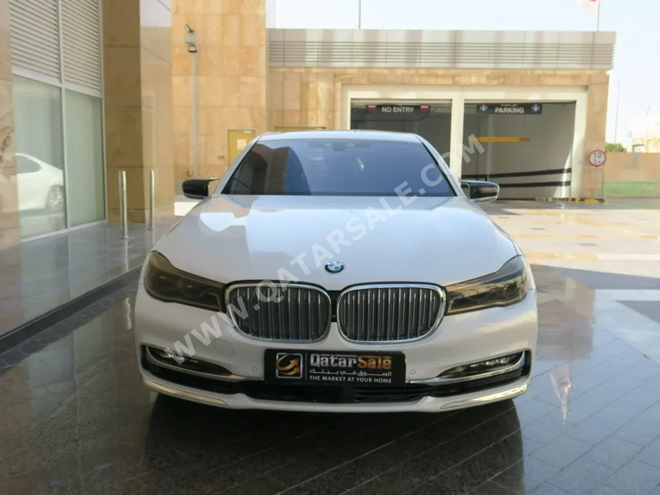 BMW  7-Series  740 Li  2016  Automatic  99,000 Km  6 Cylinder  Rear Wheel Drive (RWD)  Sedan  White Matte