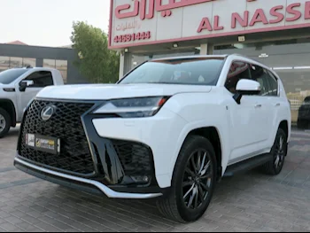 Lexus  LX  600 F Sport  2022  Automatic  43,000 Km  6 Cylinder  Four Wheel Drive (4WD)  SUV  White  With Warranty