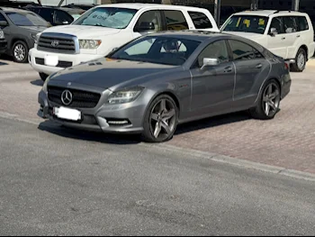 Mercedes-Benz  CLS  500  2012  Automatic  189,000 Km  8 Cylinder  Rear Wheel Drive (RWD)  Sedan  Gray