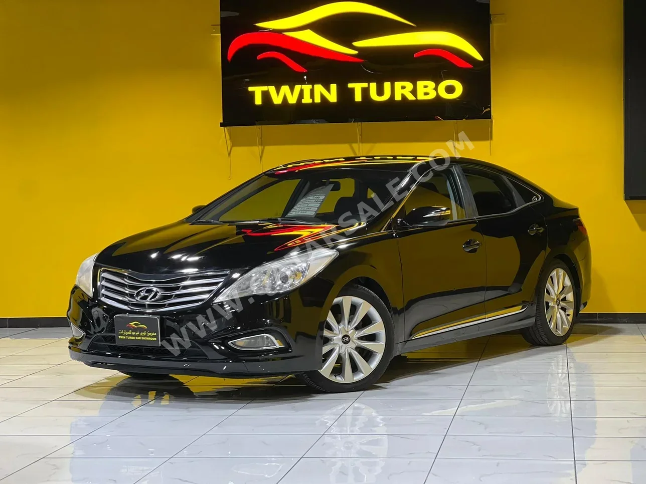 Hyundai  Azera  2014  Automatic  152,000 Km  6 Cylinder  Front Wheel Drive (FWD)  Sedan  Black