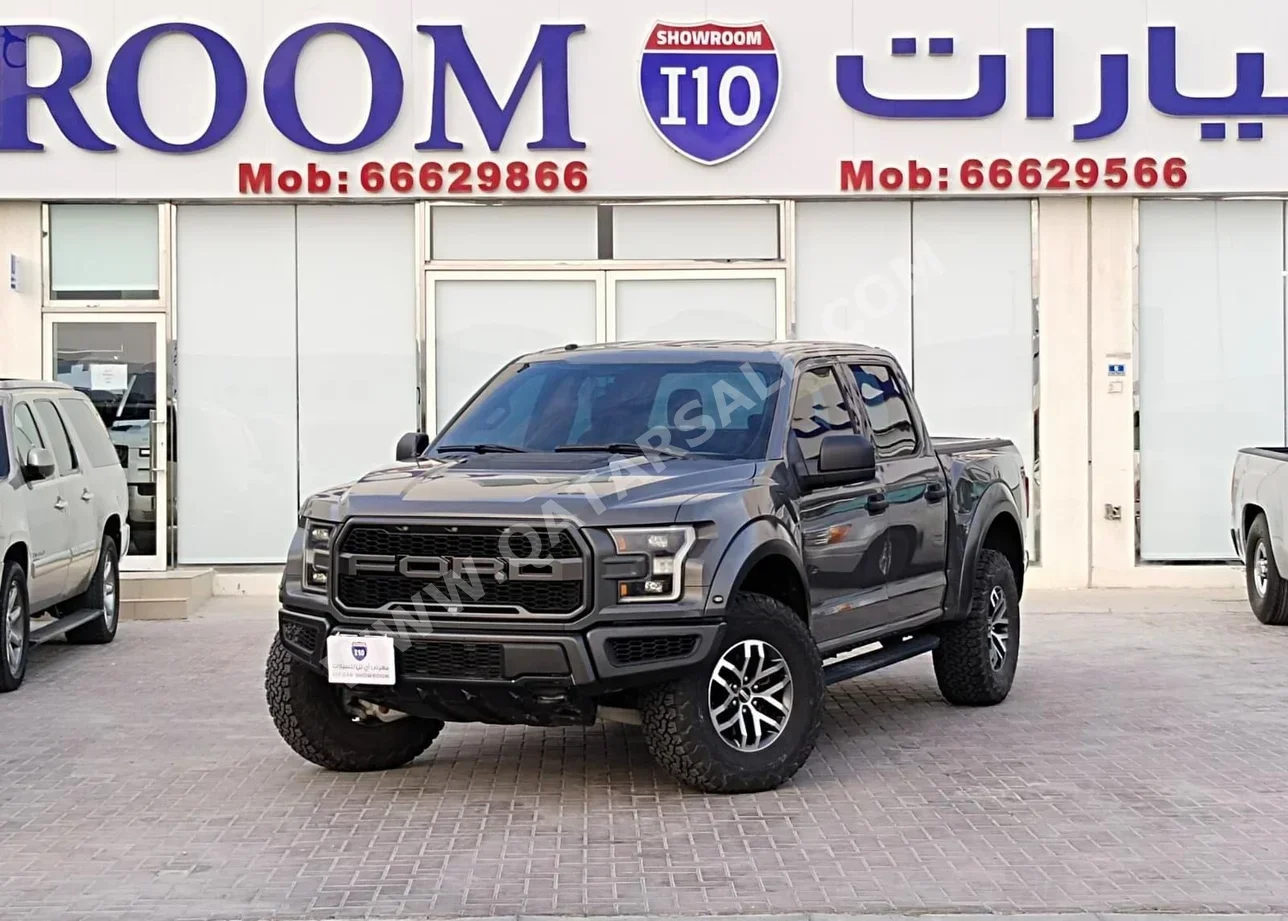 Ford  Raptor  2018  Automatic  173,000 Km  6 Cylinder  Four Wheel Drive (4WD)  Pick Up  Gray