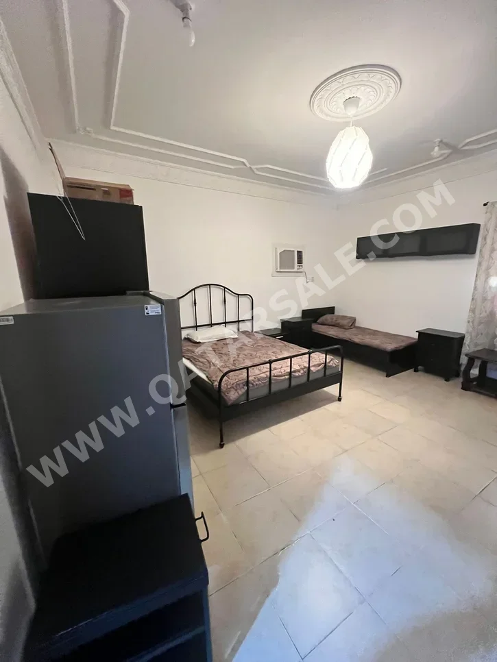 1 Bedrooms  Studio  in Doha -  Al Hilal  Fully Furnished