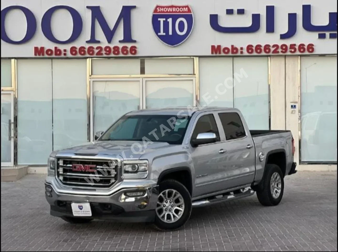 GMC  Sierra  SLE  2016  Automatic  273,000 Km  8 Cylinder  Four Wheel Drive (4WD)  Pick Up  Silver