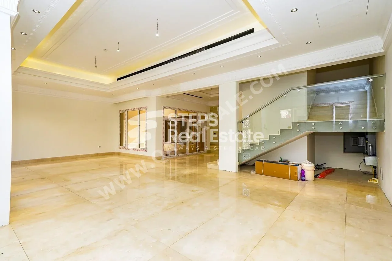 Family Residential  - Not Furnished  - Doha  - Al Thumama  - 8 Bedrooms