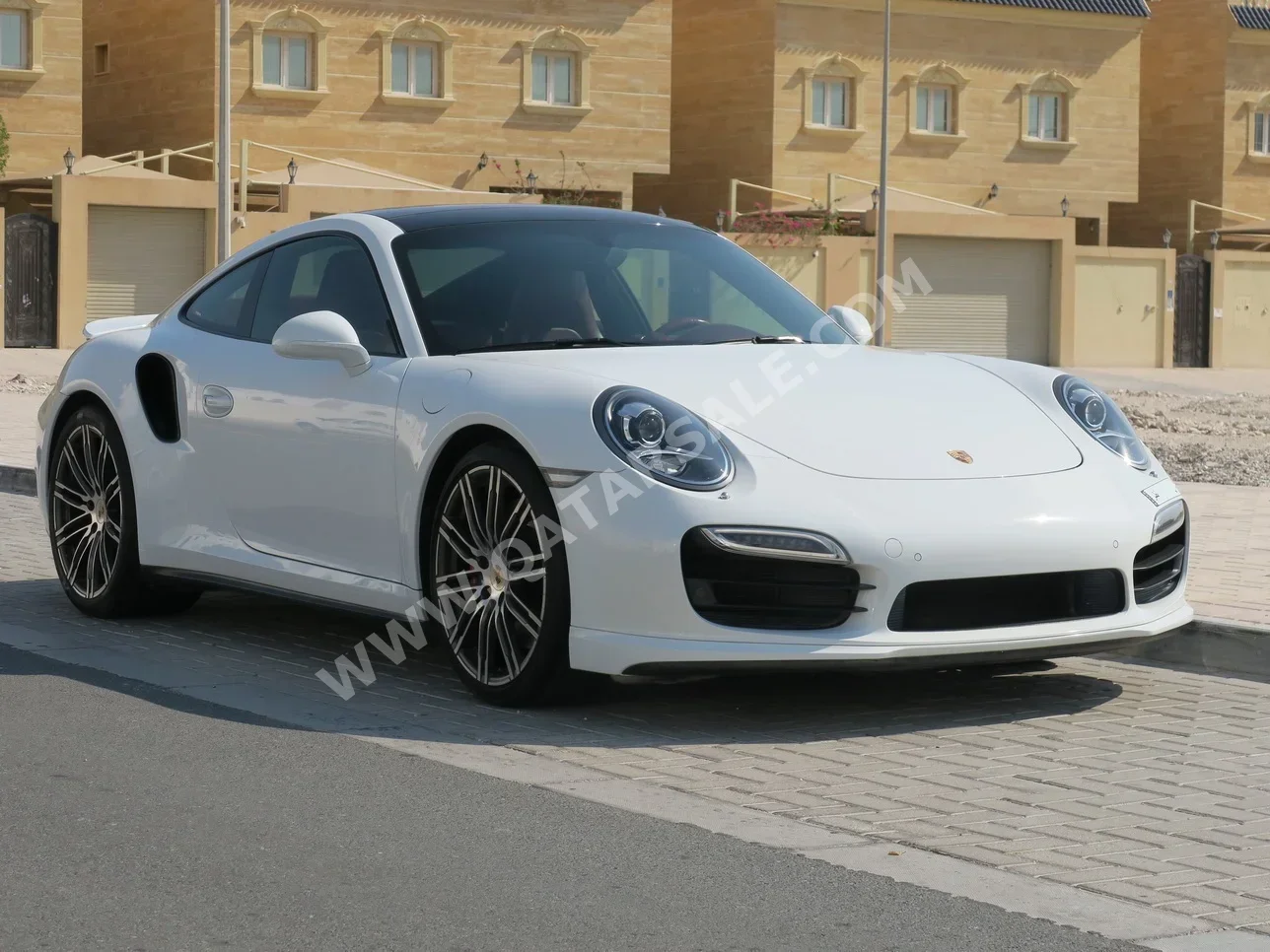 Porsche  911  Turbo  2014  Automatic  86,000 Km  6 Cylinder  Rear Wheel Drive (RWD)  Coupe / Sport  White