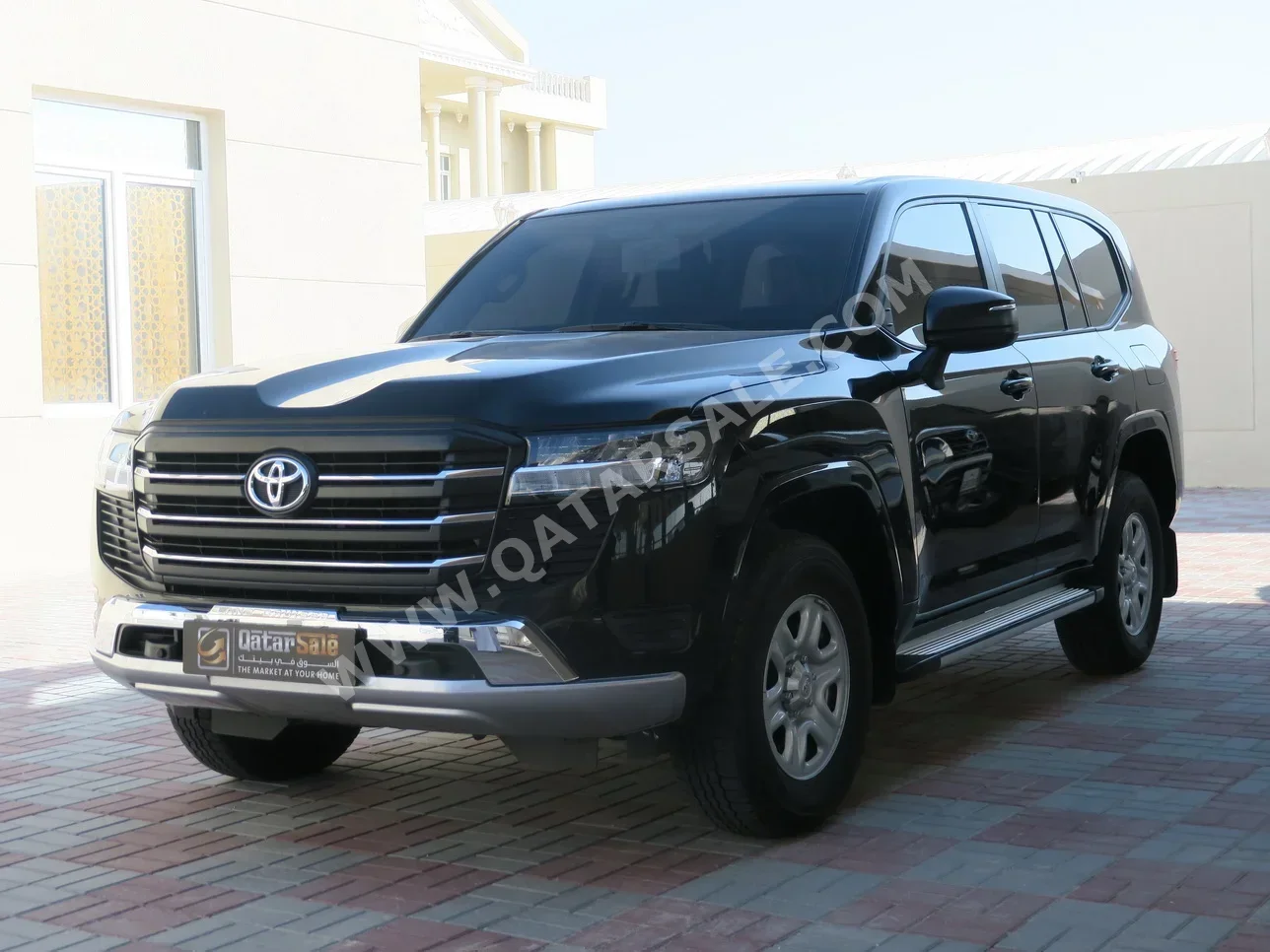 Toyota  Land Cruiser  GX  2023  Automatic  29,000 Km  6 Cylinder  Four Wheel Drive (4WD)  SUV  Black  With Warranty