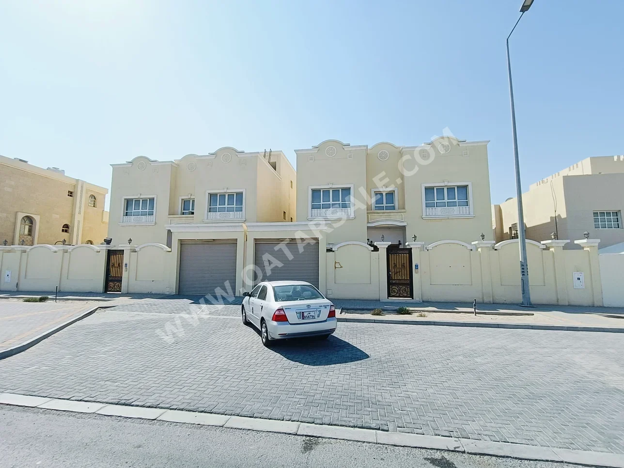 Commercial  - Not Furnished  - Al Rayyan  - Izghawa  - 6 Bedrooms