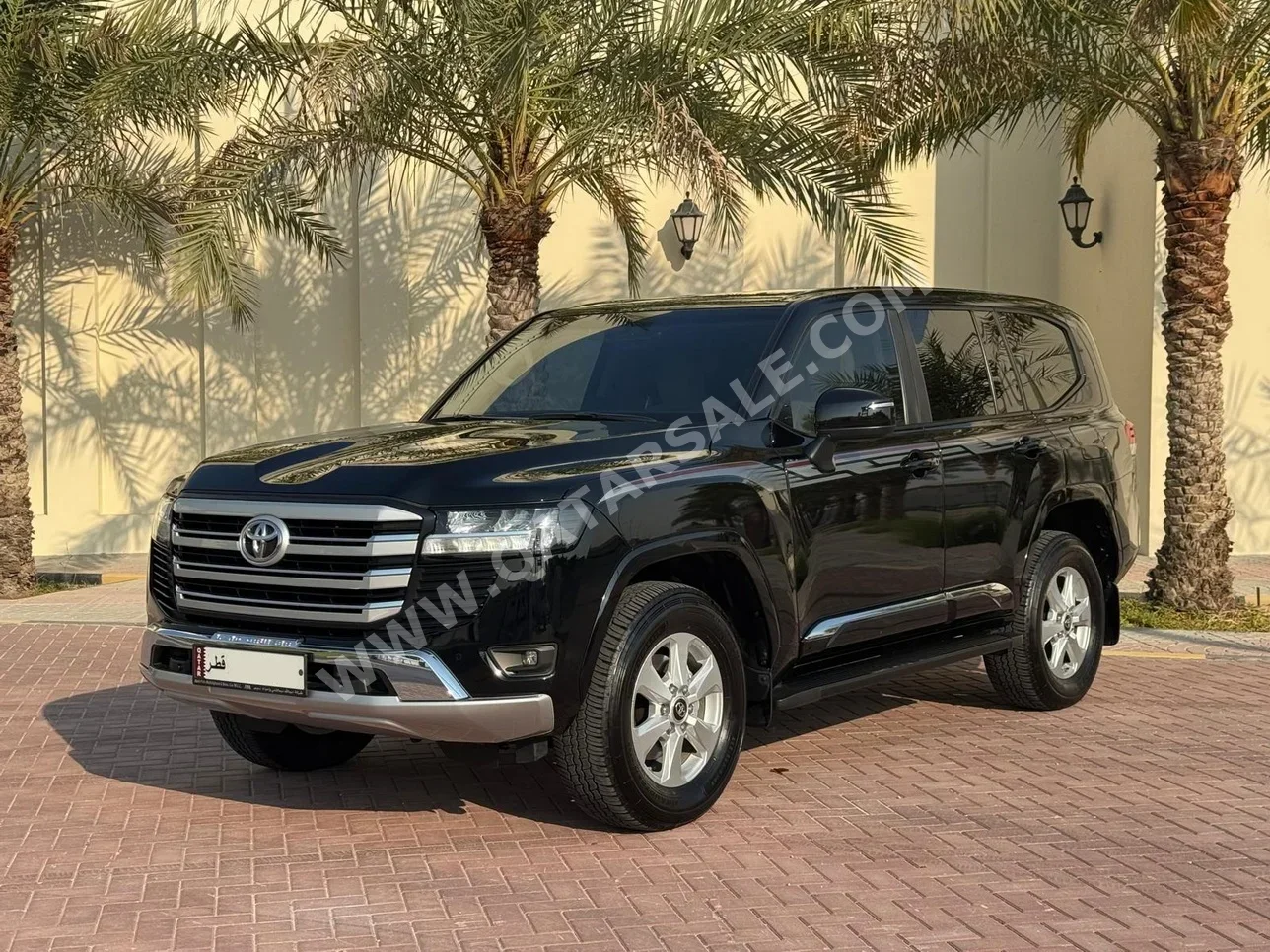 Toyota  Land Cruiser  GXR  2023  Automatic  19,000 Km  6 Cylinder  Four Wheel Drive (4WD)  SUV  Black  With Warranty