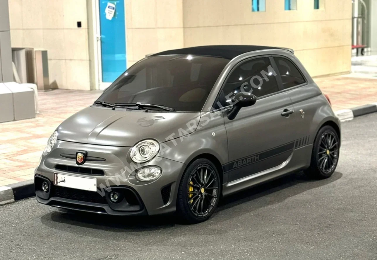 Fiat  595  Abarth  2022  Automatic  42,000 Km  4 Cylinder  Front Wheel Drive (FWD)  Hatchback  Gray