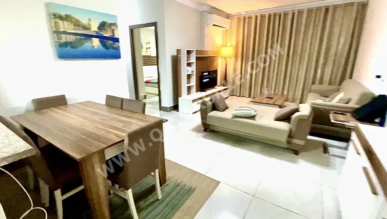 1 Bedrooms  Apartment  For Rent  in Al Wakrah -  Al Wukair  Fully Furnished