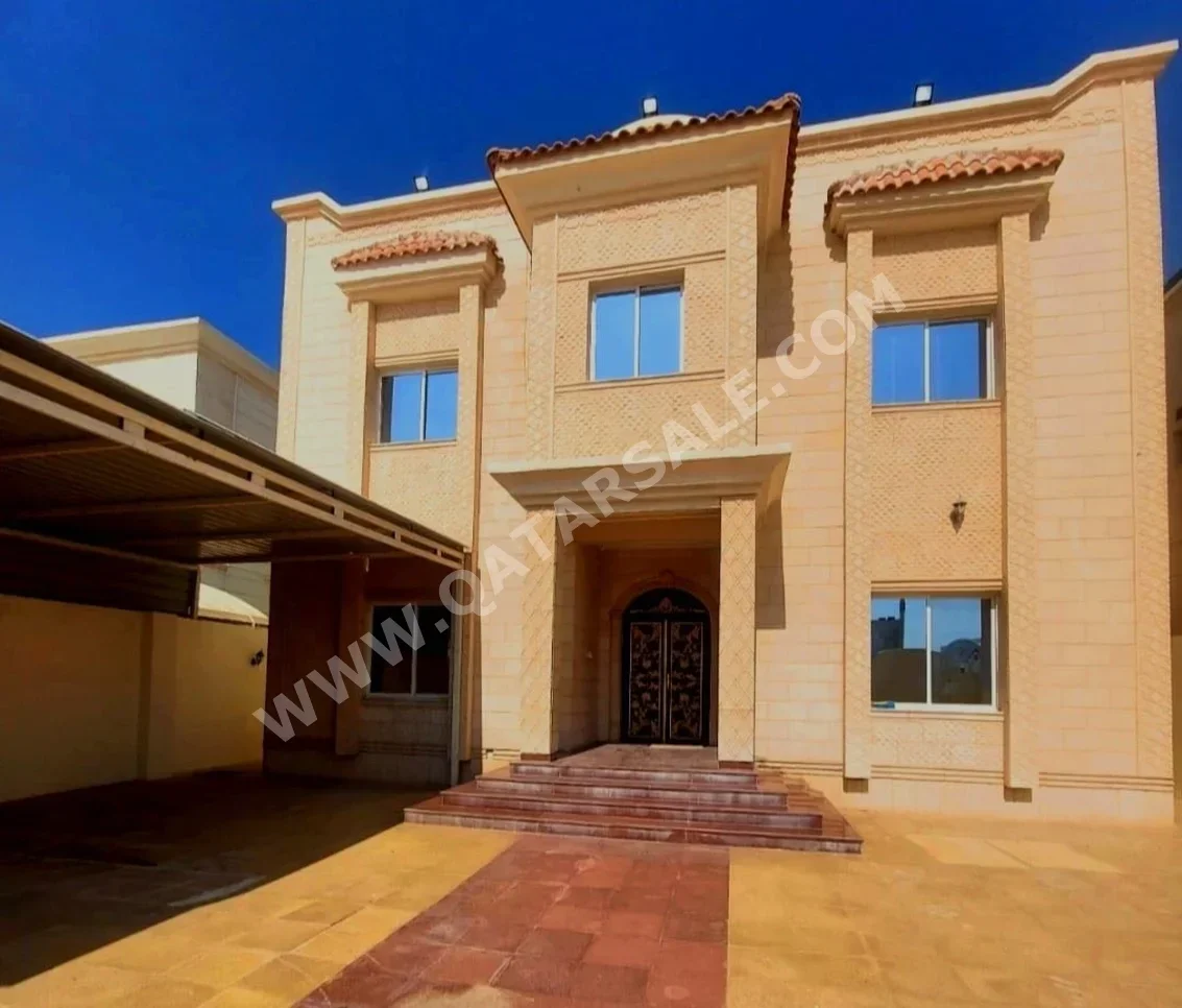 Family Residential  - Not Furnished  - Umm Salal  - Umm Salal Ali  - 6 Bedrooms