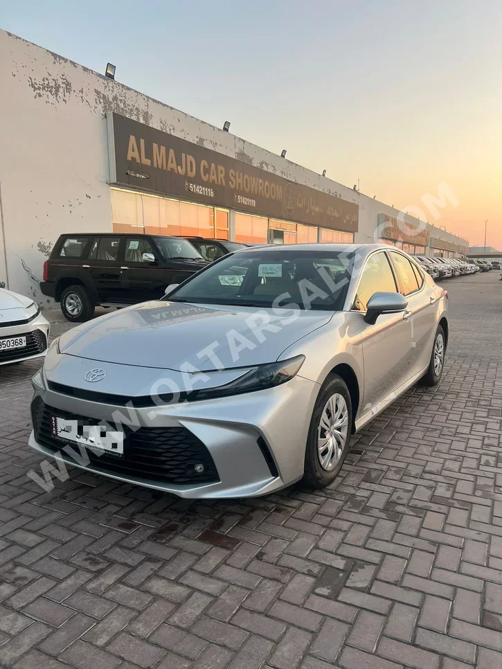 Toyota  Camry  2025  Automatic  0 Km  4 Cylinder  Front Wheel Drive (FWD)  Sedan  Silver  With Warranty