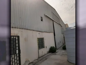 Warehouses & Stores - Al Rayyan  - Industrial Area  -Area Size: 800 Square Meter