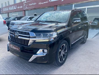 Toyota  Land Cruiser  VXS  2018  Automatic  282,000 Km  8 Cylinder  Four Wheel Drive (4WD)  SUV  Black