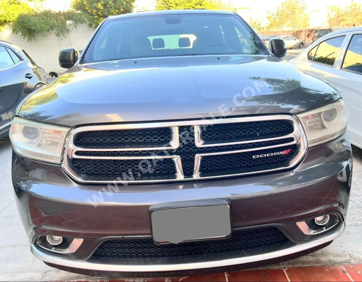 Dodge  Durango  Limited  2014  Automatic  183,500 Km  8 Cylinder  Four Wheel Drive (4WD)  SUV  Gray