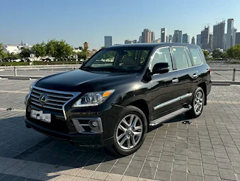 Lexus  LX  570  2015  Automatic  354,000 Km  8 Cylinder  Four Wheel Drive (4WD)  SUV  Black