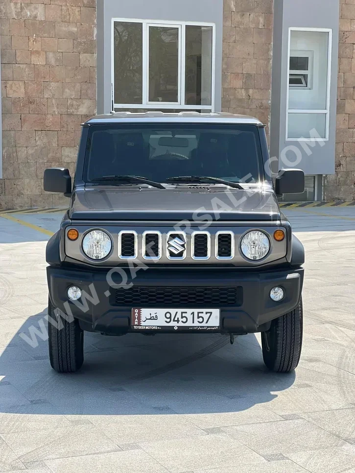 Suzuki  Jimny  SUV ( AWD )  Gray Metallic  2024