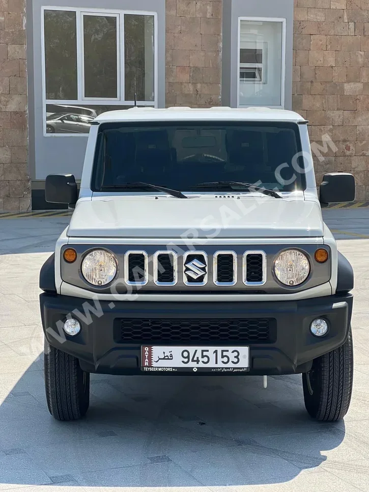 Suzuki  Jimny  SUV ( AWD )  White  2024