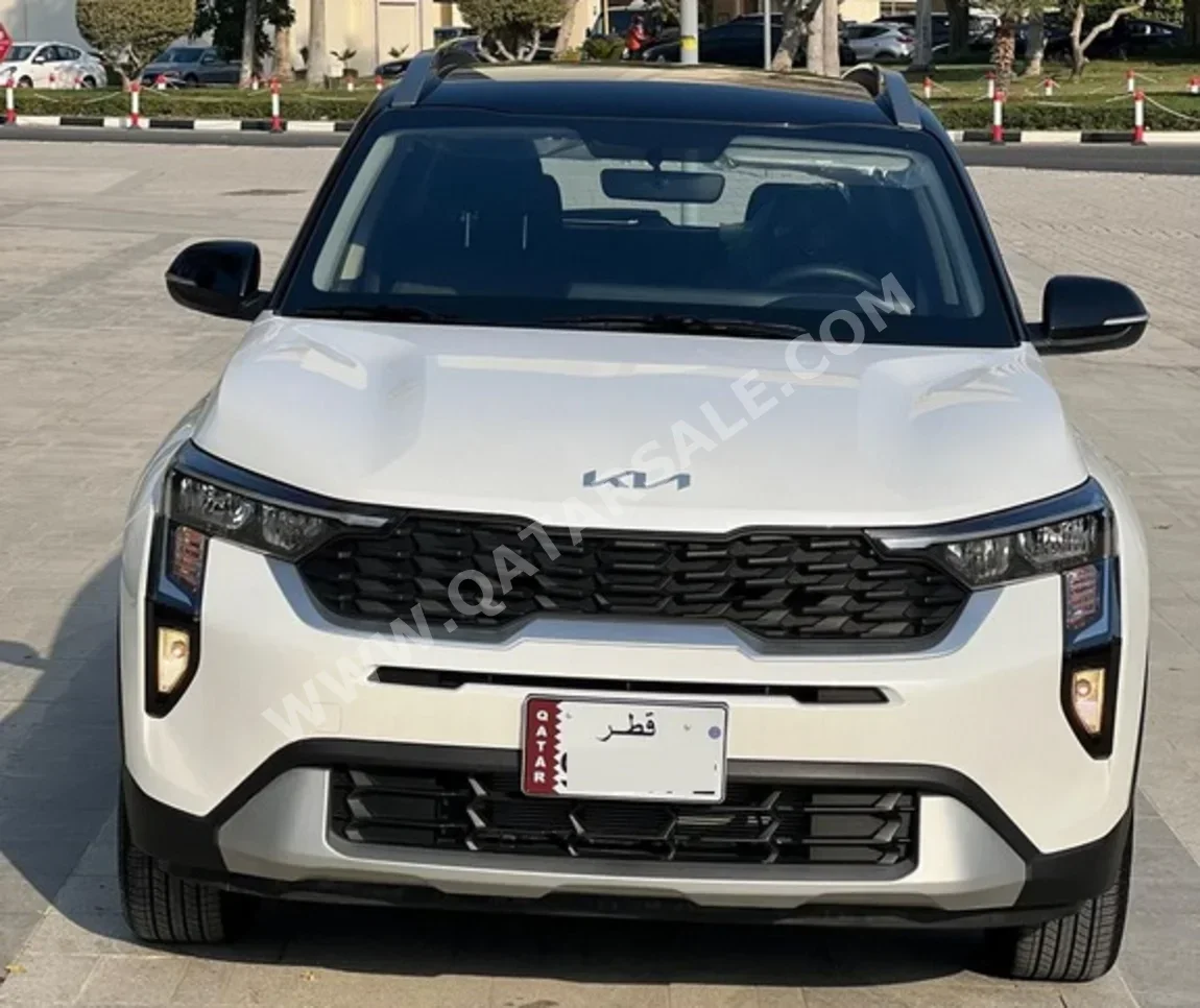 Kia  SONET  SUV 4x4  White  2024