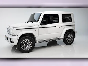 Suzuki  Jimny  2022  Automatic  22٬000 Km  4 Cylinder  Four Wheel Drive (4WD)  SUV  White