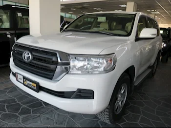 Toyota  Land Cruiser  GX  2020  Automatic  77,000 Km  6 Cylinder  Four Wheel Drive (4WD)  SUV  White