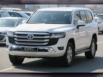 Toyota  Land Cruiser  GXR Twin Turbo  2022  Automatic  106,000 Km  6 Cylinder  Four Wheel Drive (4WD)  SUV  White