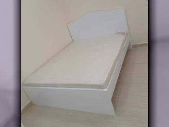 Beds - Queen  - White  - Mattress Included