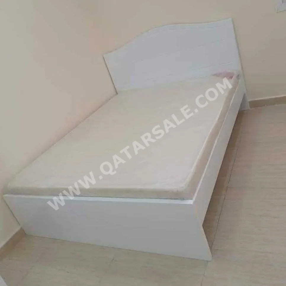 Beds - Queen  - White  - Mattress Included