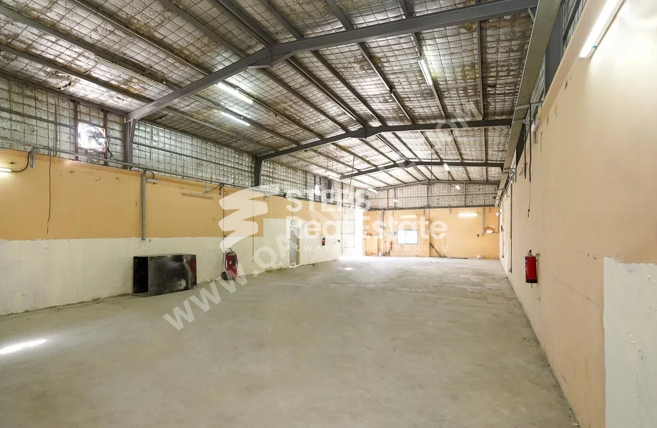 Warehouses & Stores - Al Rayyan  - Industrial Area  -Area Size: 600 Square Meter